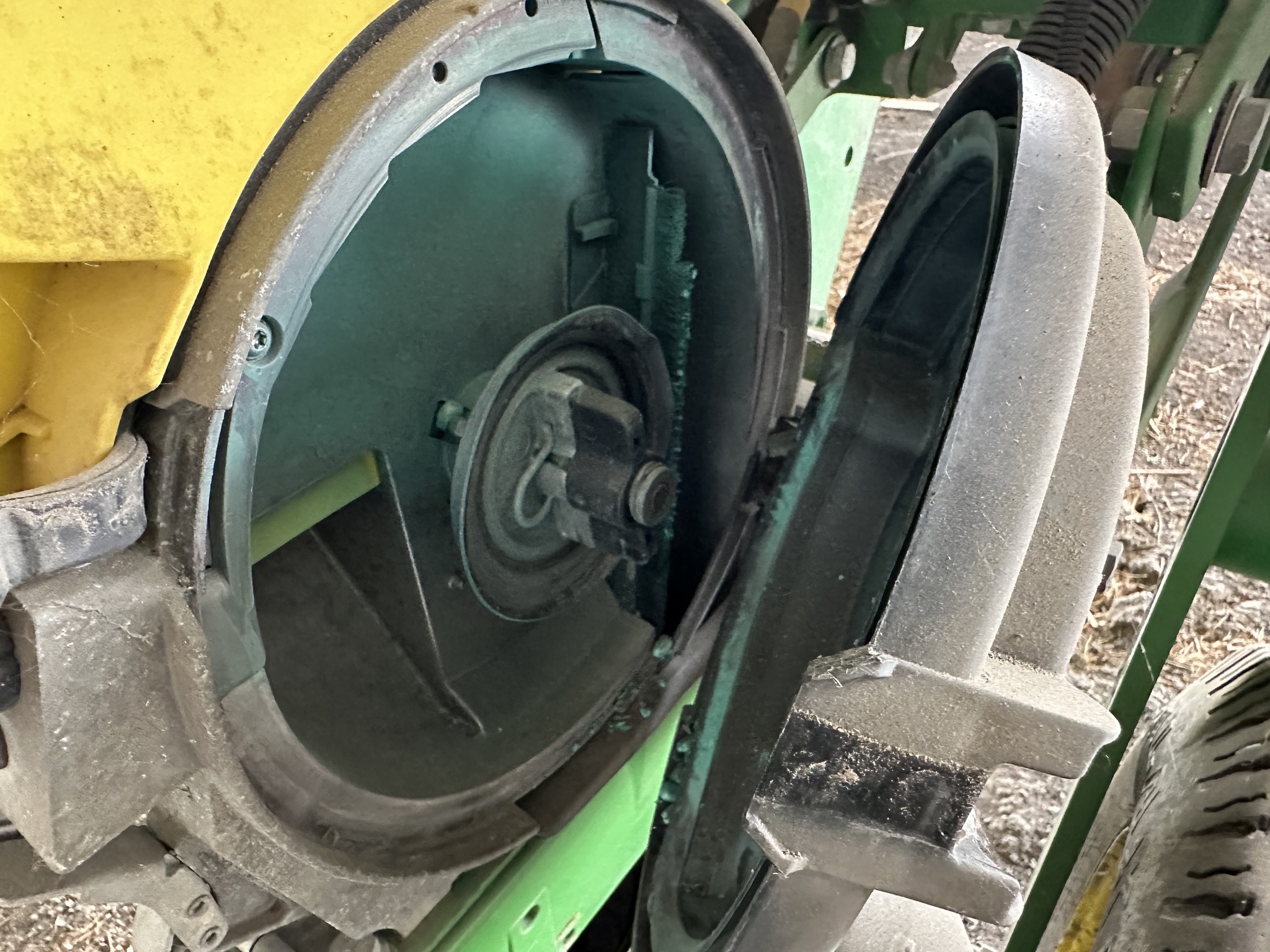 2015 John Deere 1775NT Image 20
