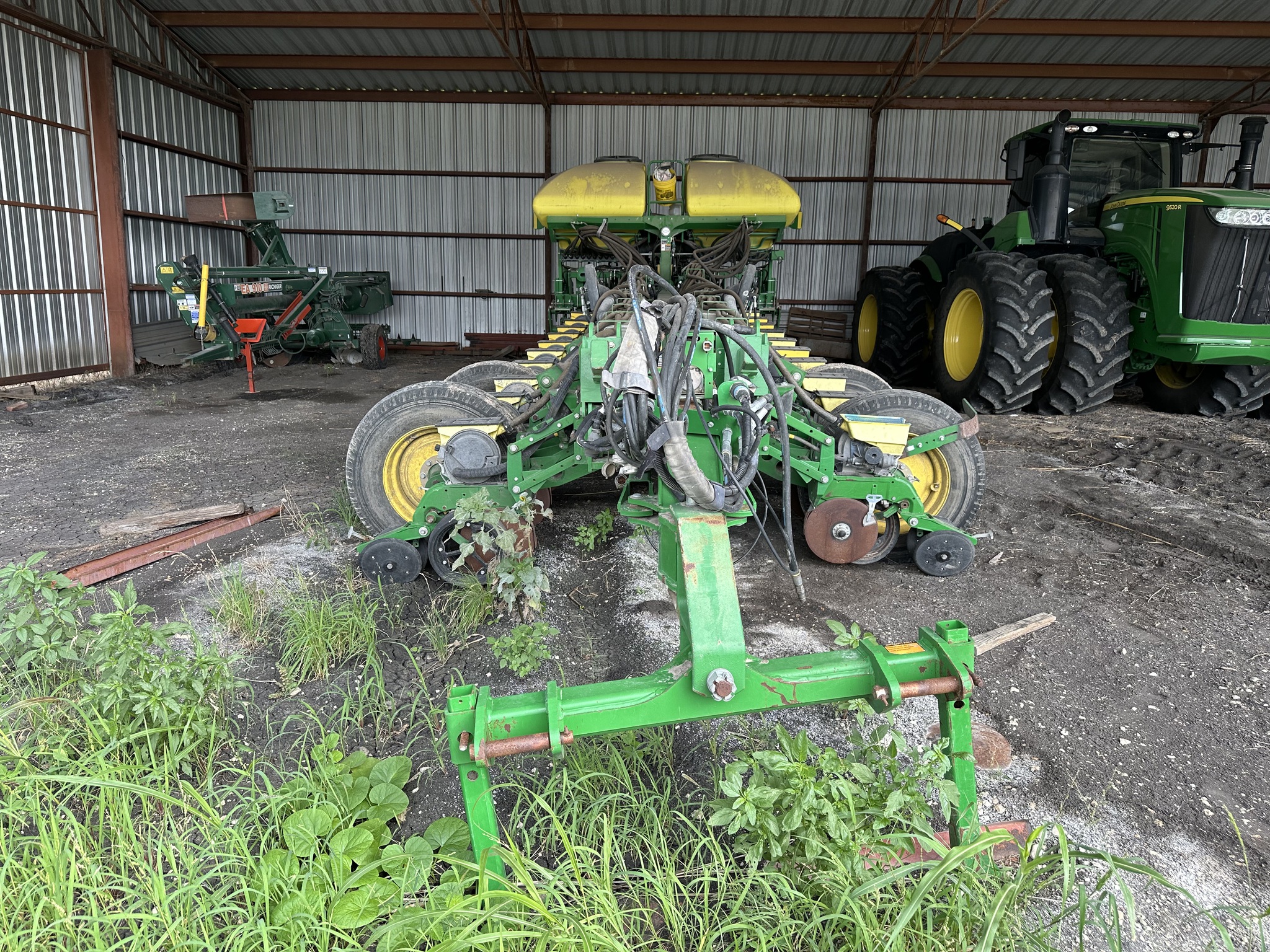 2015 John Deere 1775NT Image 3