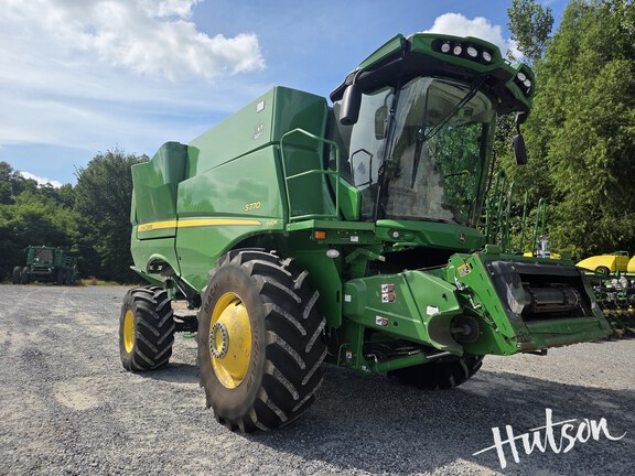 Photo of 2022 John Deere S770