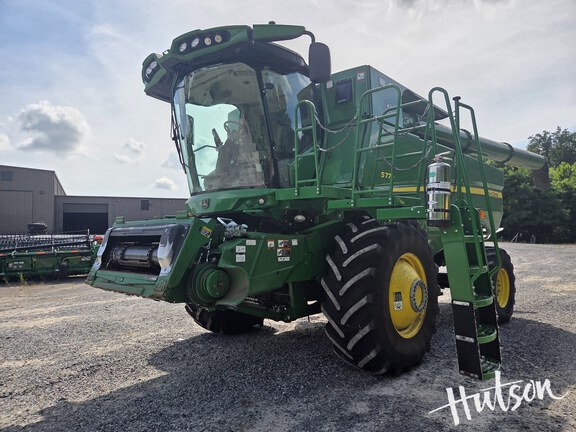 Photo of 2022 John Deere S770