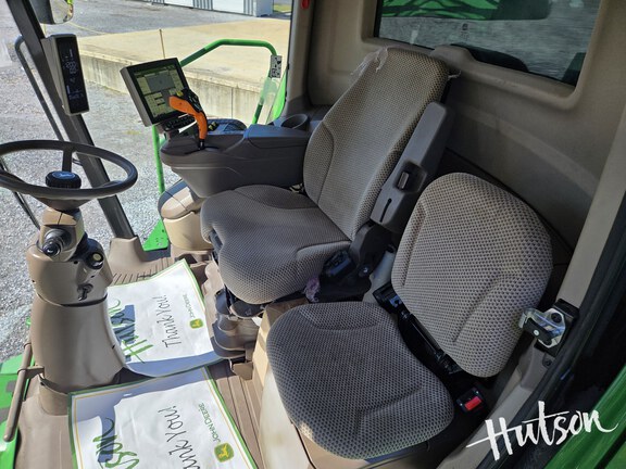 Photo of 2022 John Deere S770