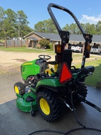 Tractor - Compact Utility For Sale 2024 John Deere 1025R 