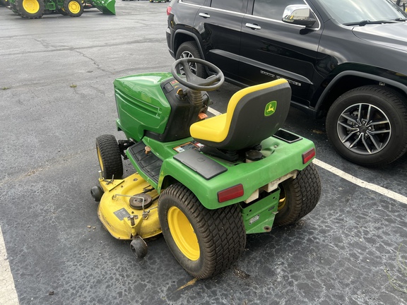 2004 John Deere 335