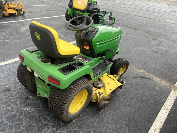 2004 John Deere 335
