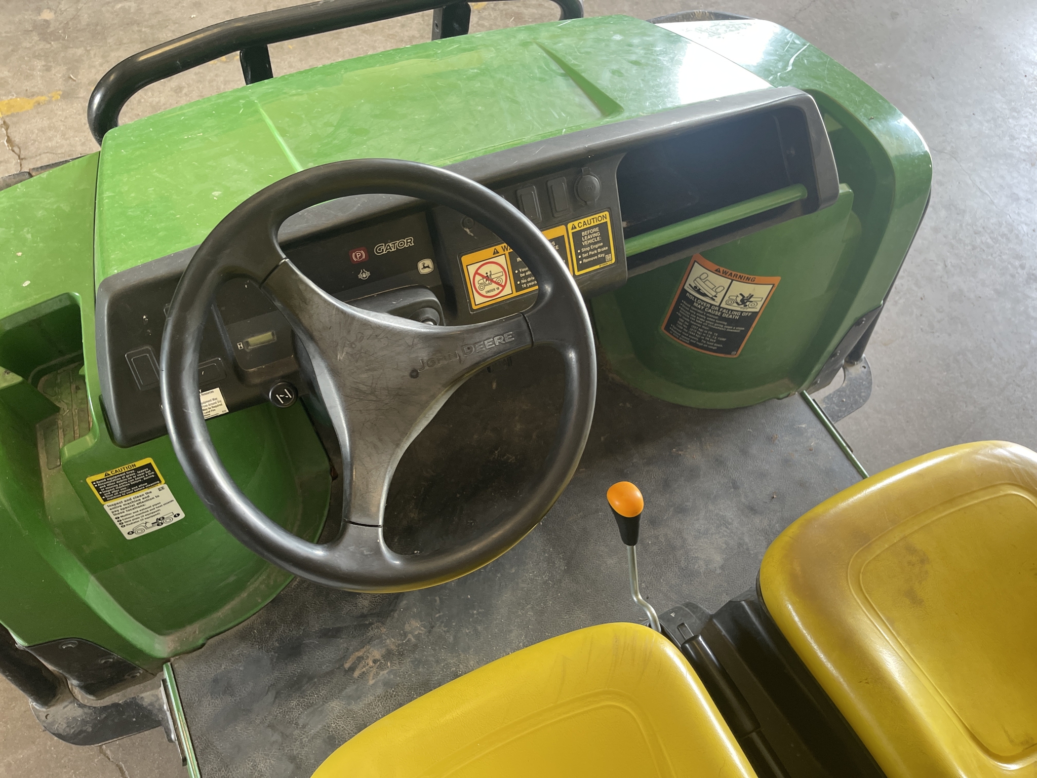 2021 John Deere Tx Turf Image 13