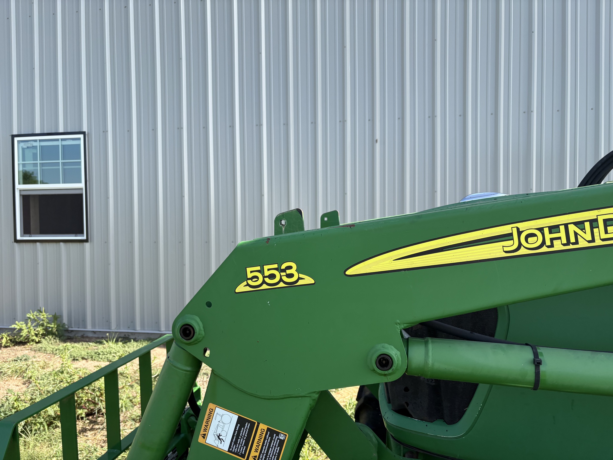 2009 John Deere 5075E Image 8