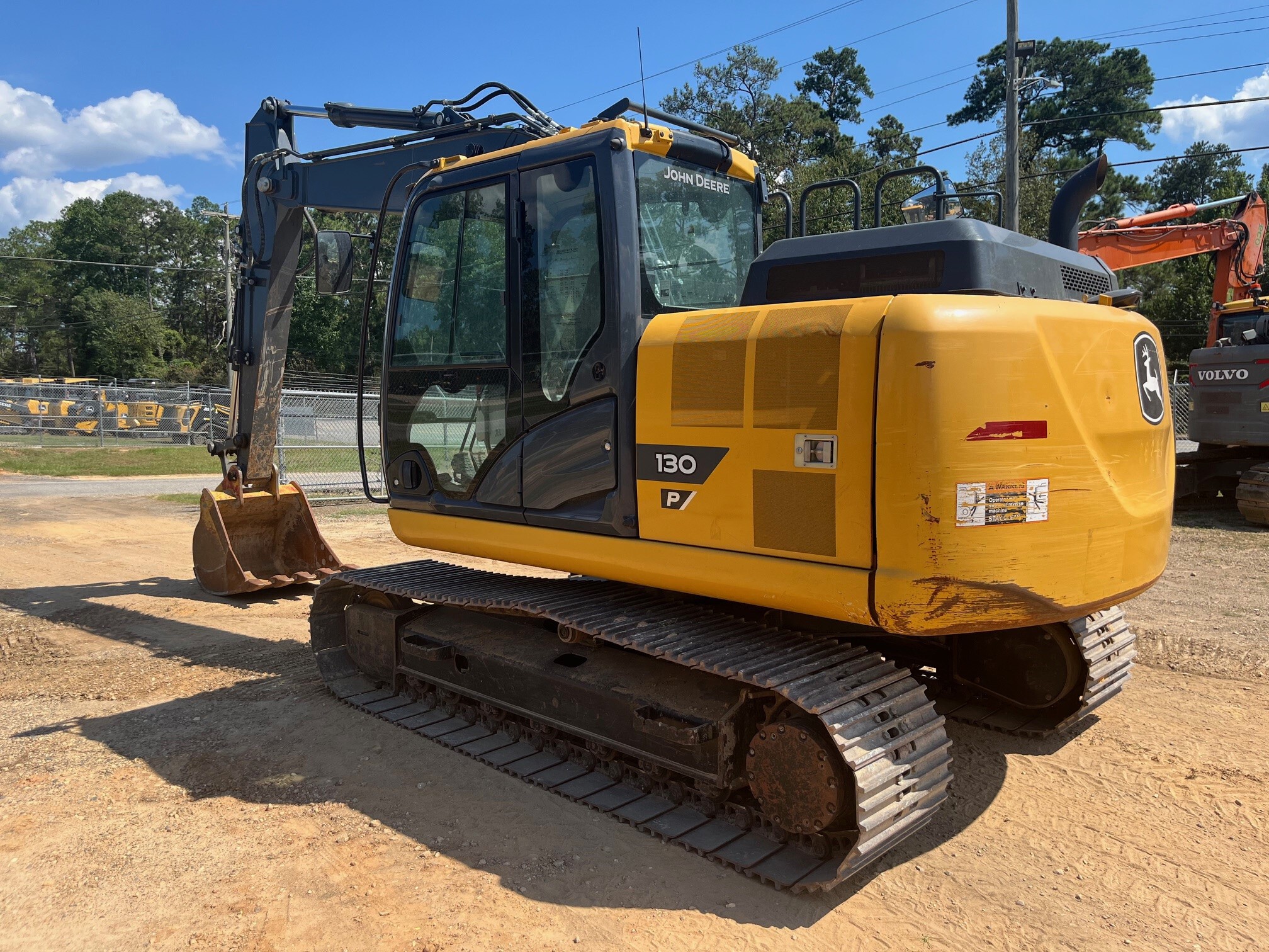 2023 John Deere 130 P Image 3