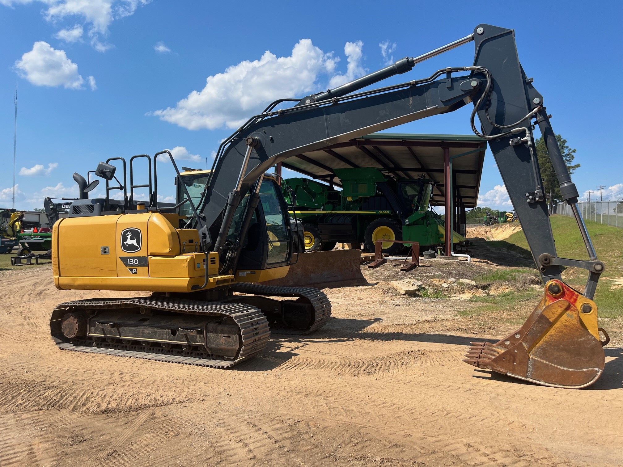 2023 John Deere 130 P Image 1
