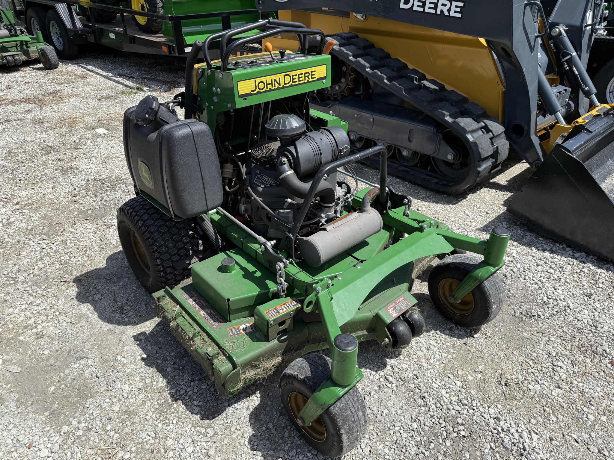 2023 John Deere 652R Image 3