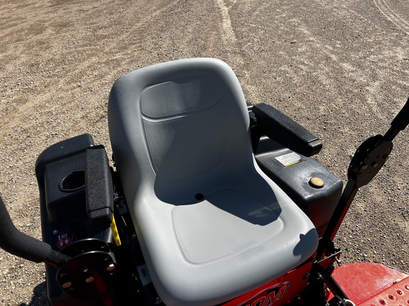 2009 Ariens Max Zoom 60 - Photo17