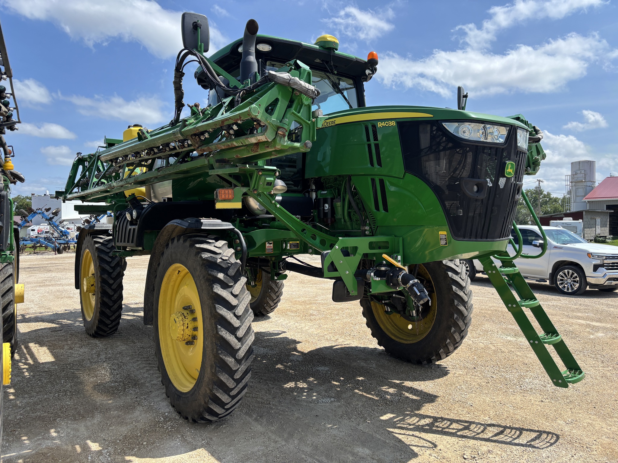 2018 John Deere R4038 Image 5