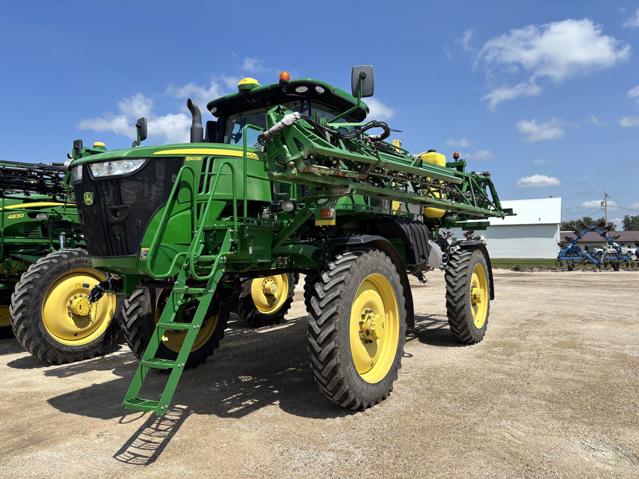 2018 John Deere R4038 Image 1