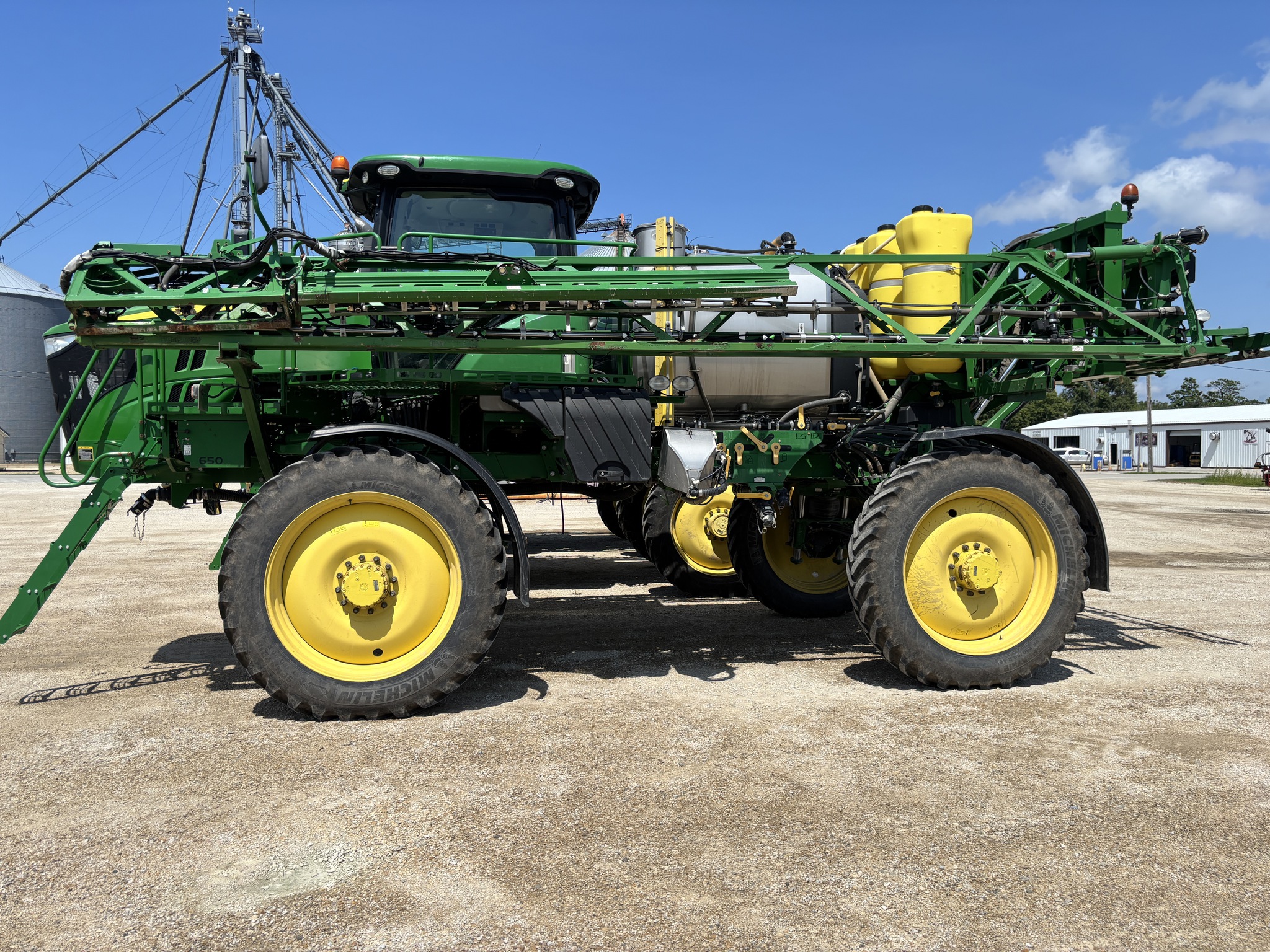 2018 John Deere R4038 Image 2