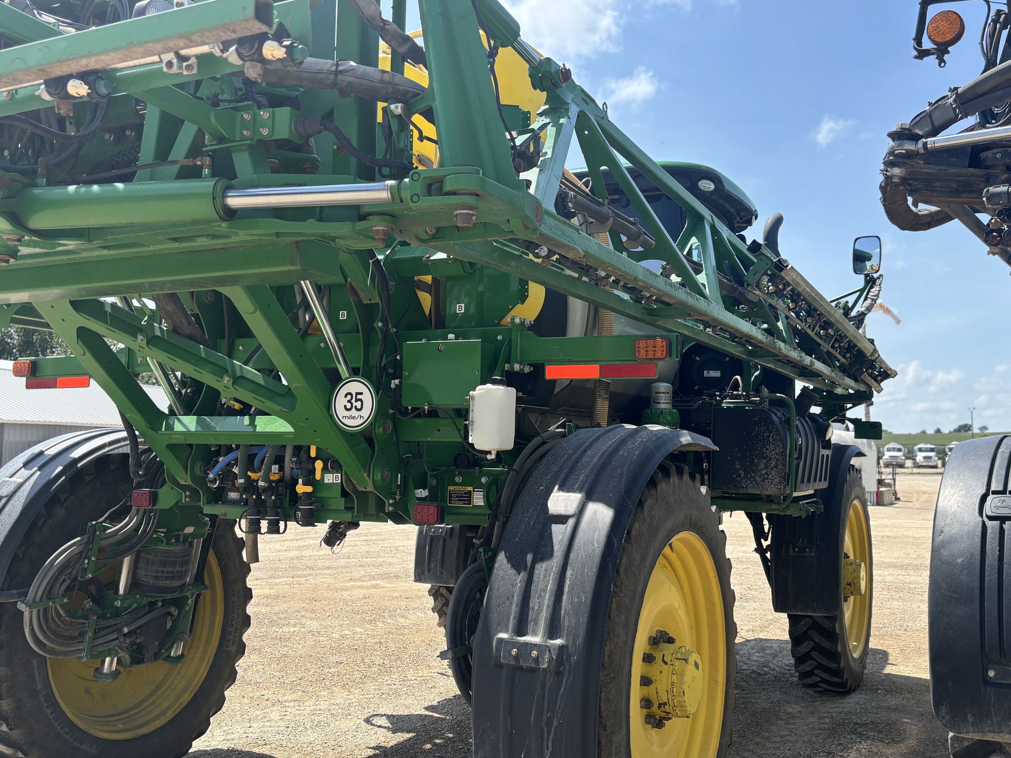 2018 John Deere R4038 Image 4