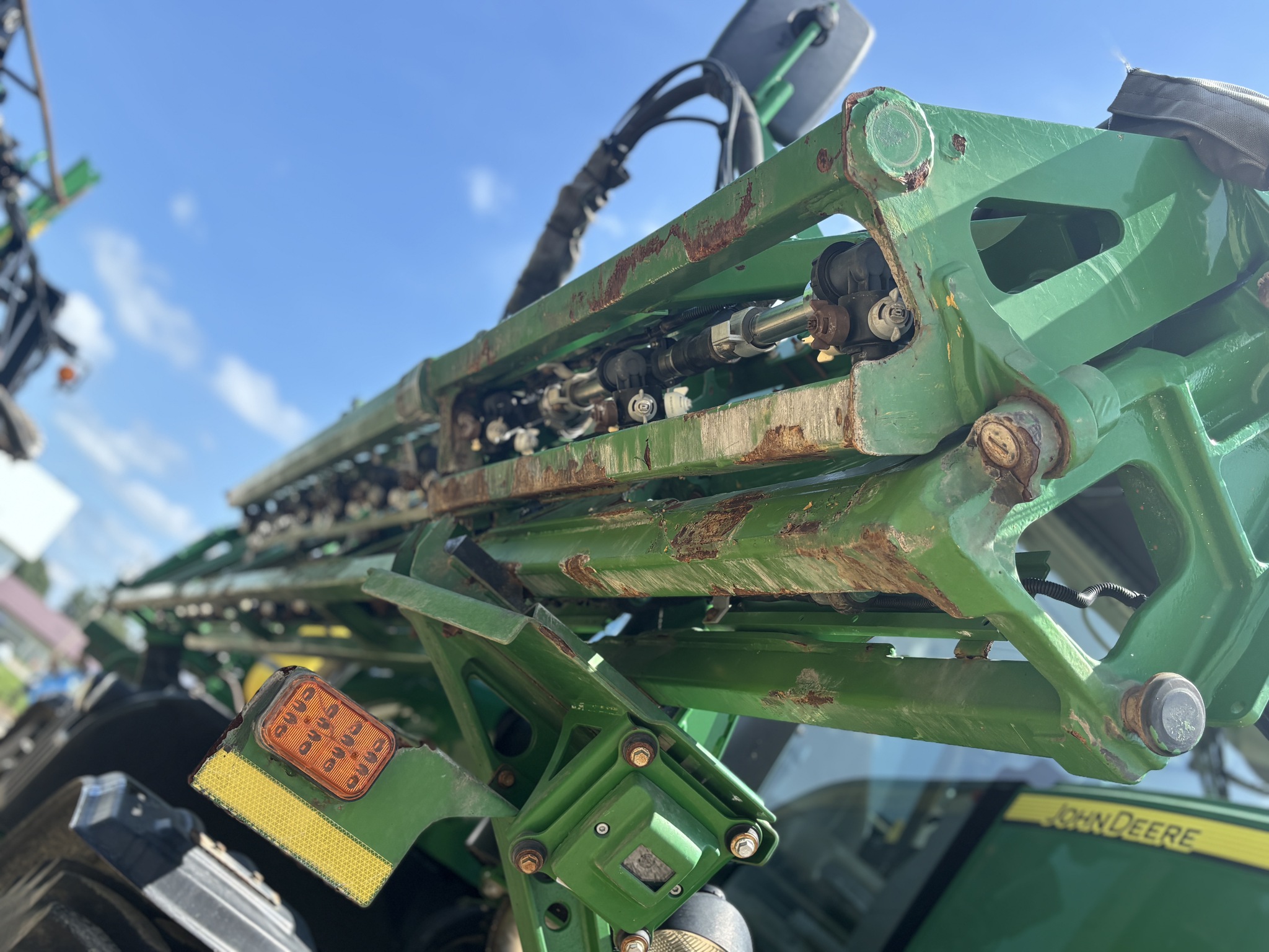 2018 John Deere R4038 Image 9