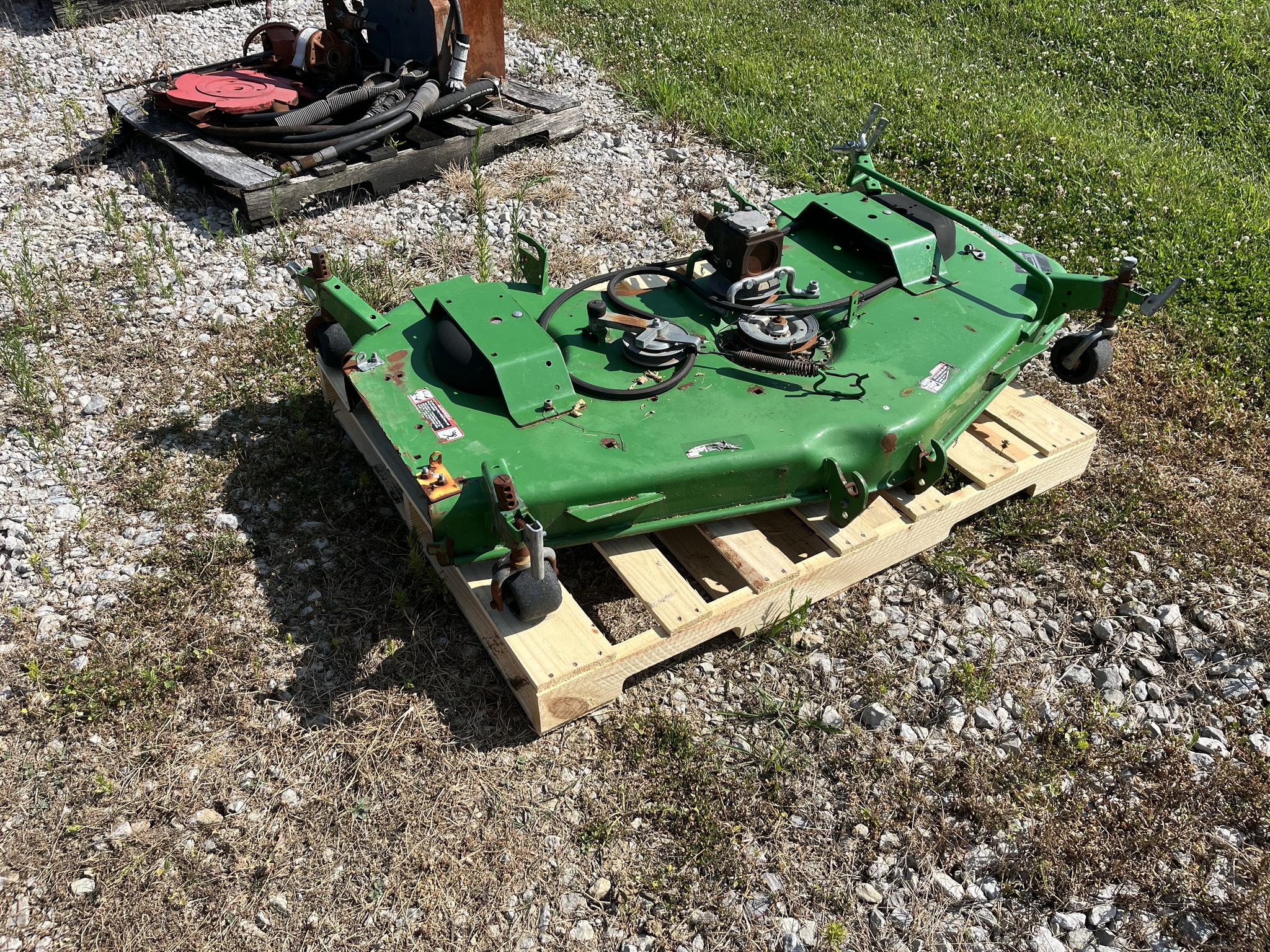 2015 John Deere 60D Image 2