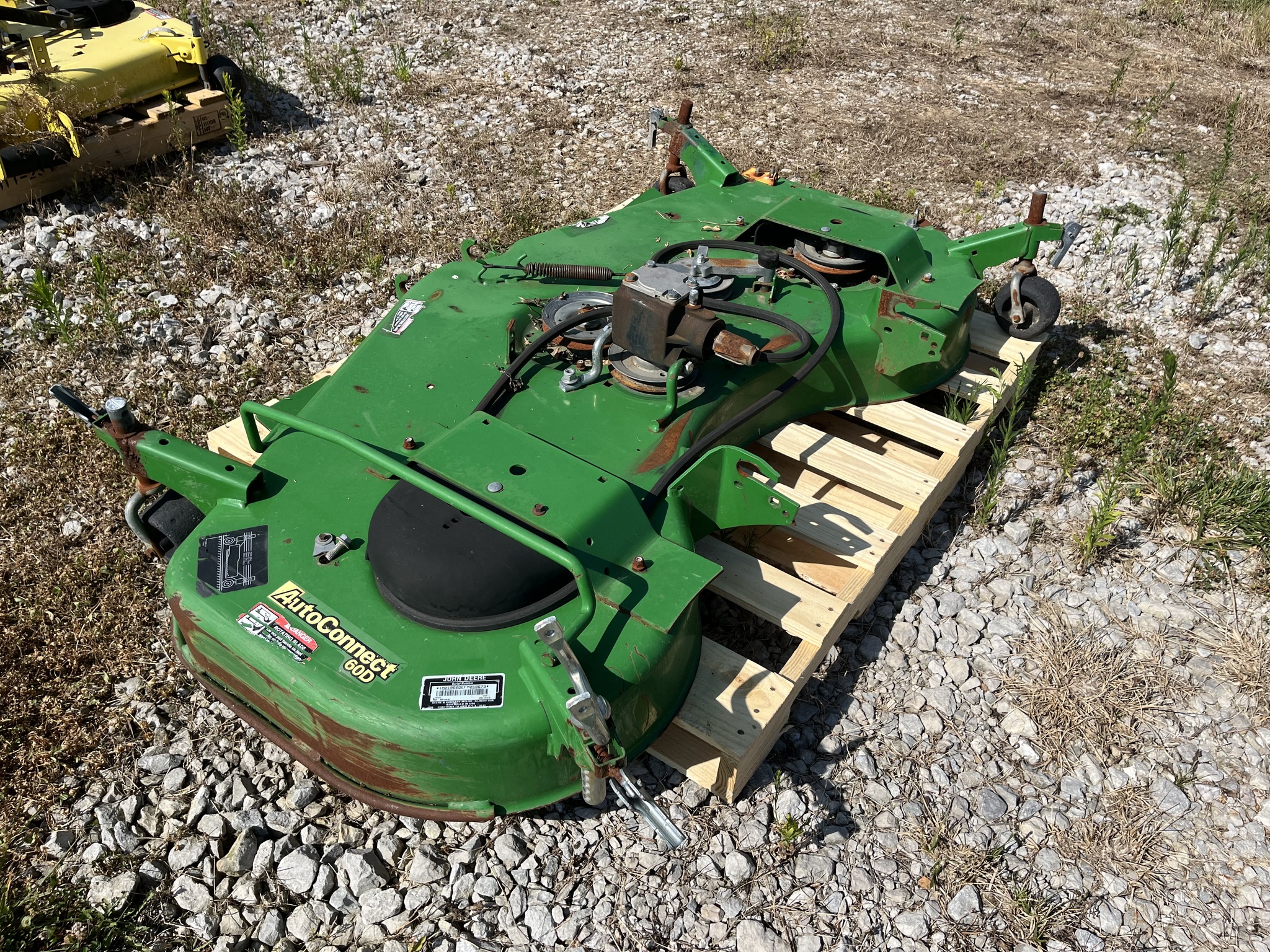 2015 John Deere 60D Image 4