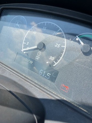 2023 John Deere 3038E Photo 6