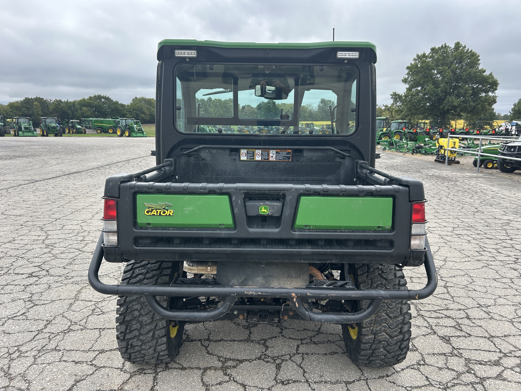  2023 John Deere XUV 835R at Heritage Tractor in Baldwin City, KS