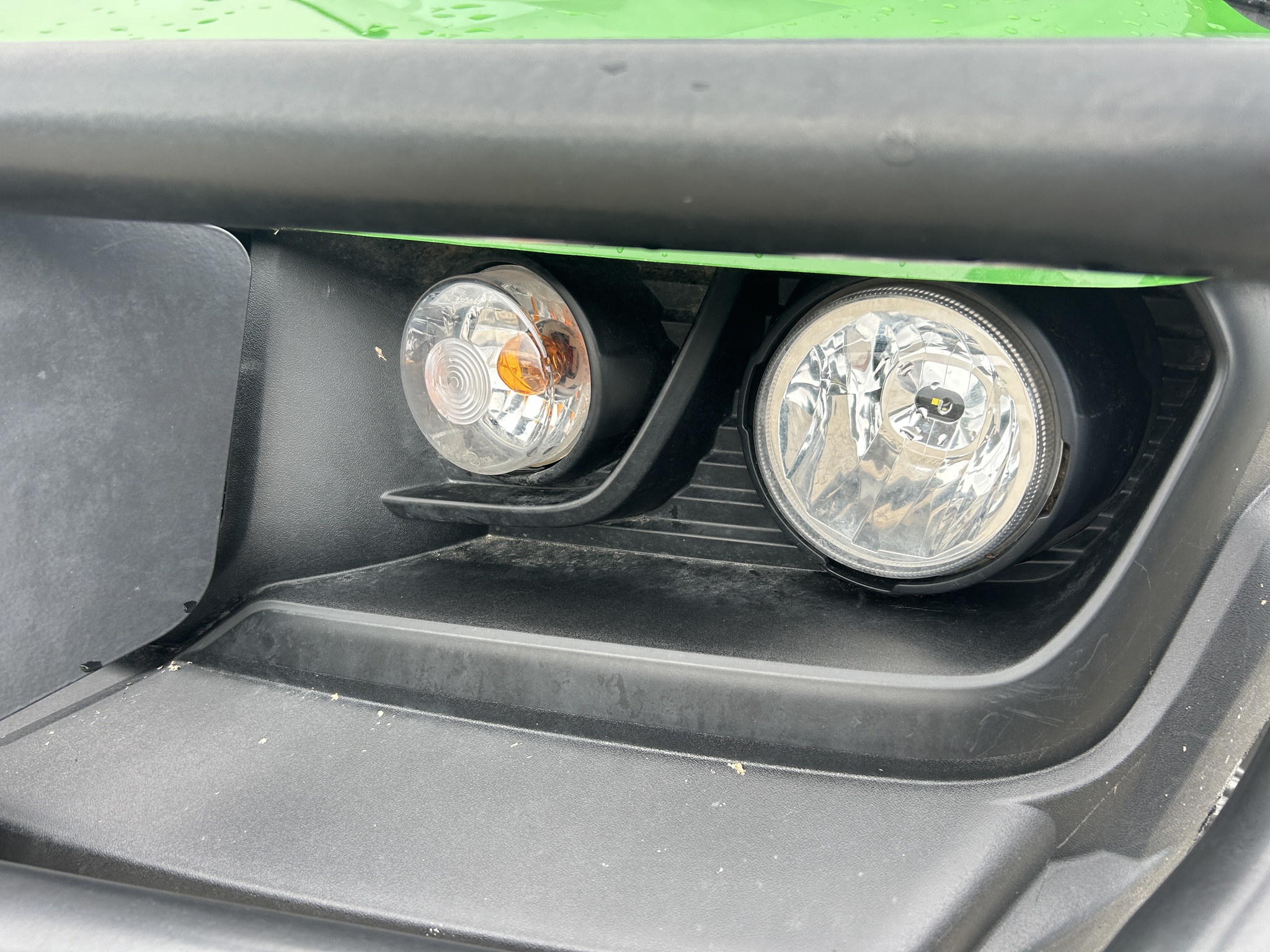  2023 John Deere XUV 835R at Heritage Tractor in Baldwin City, KS