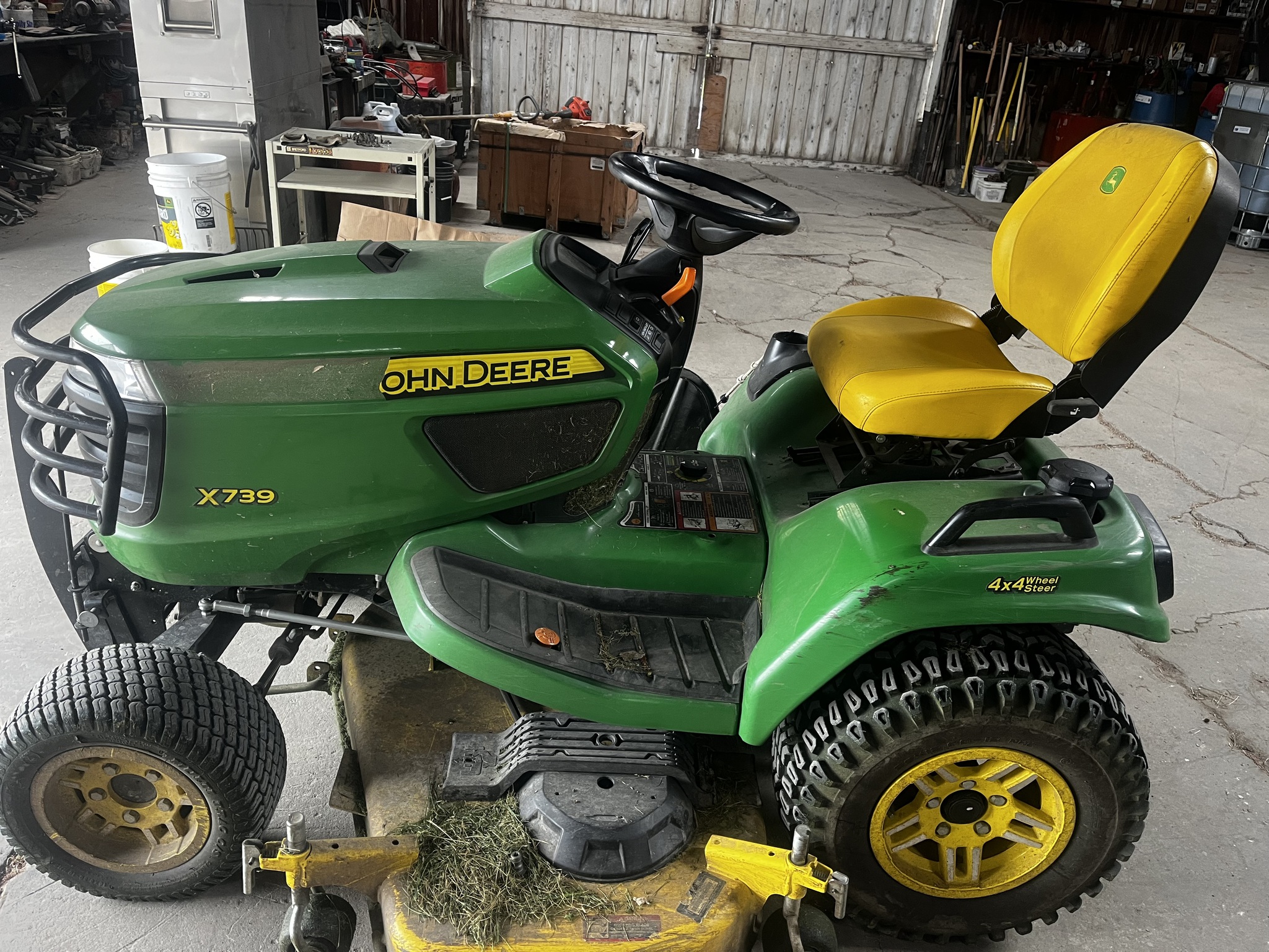 2022 John Deere X739 Image 1