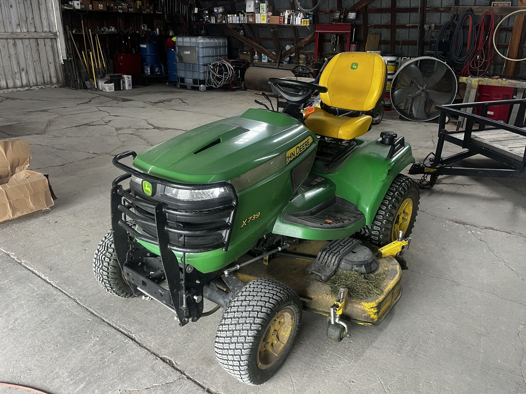 2022 John Deere X739 Image 10