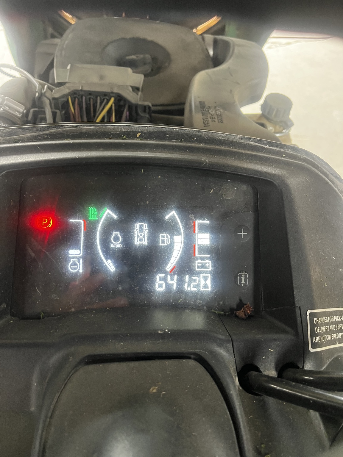 2022 John Deere X739 Image 2