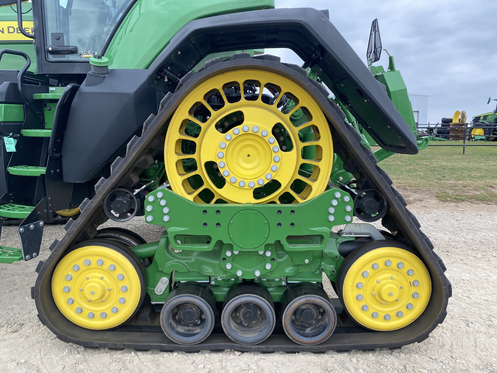 2024 John Deere 8RX 410 Image 10