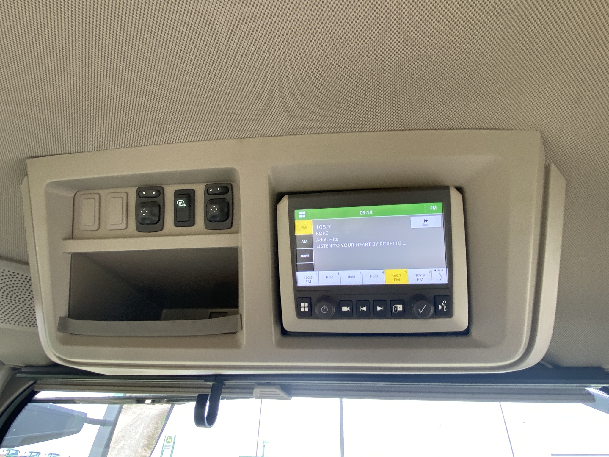 2024 John Deere 8RX 410 Image 19