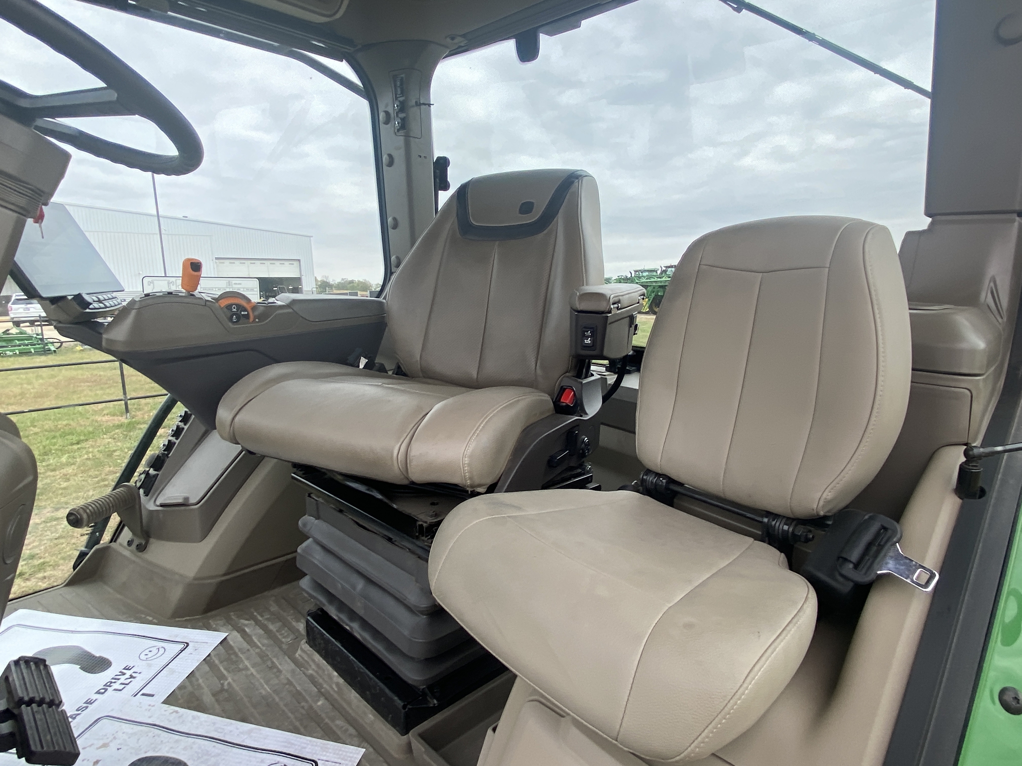 2024 John Deere 8RX 410 Image 21