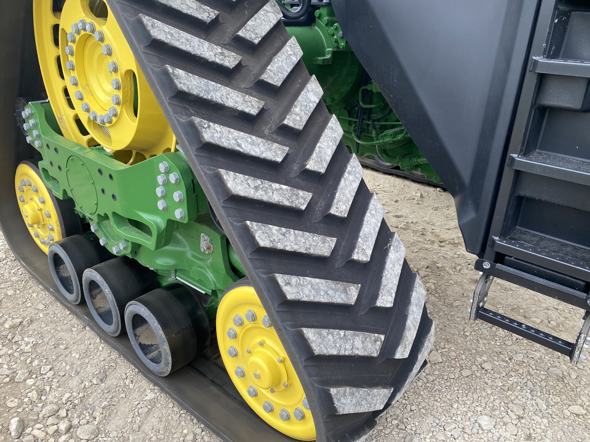 2024 John Deere 8RX 410 Image 13