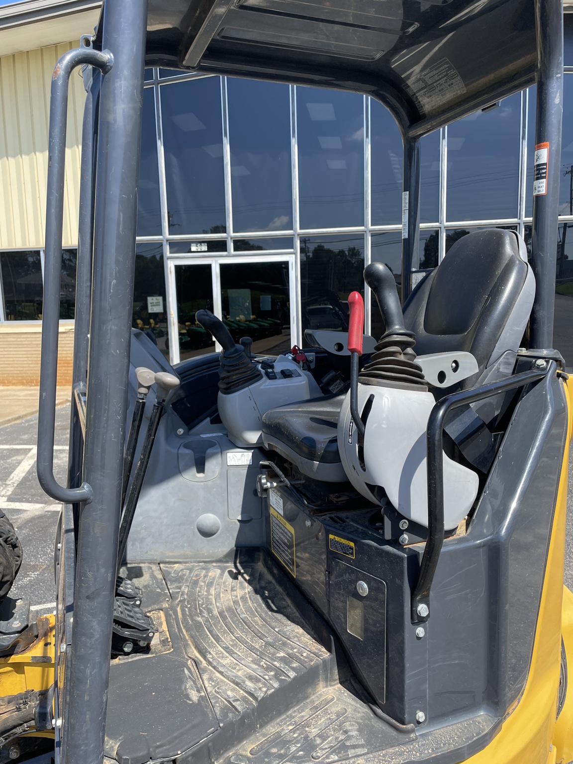 2023 John Deere 35G Image 8