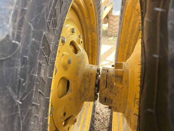 Photo of 2023 John Deere 8R 370