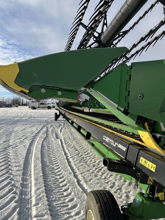 Used 2021 John Deere HD50R Combine Platforms at Horizon Ag & Turf in Falher, AB - Photo6