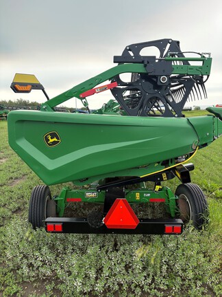 Used 2021 John Deere HD50R Combine Platforms at Horizon Ag & Turf in Falher, AB - Photo3