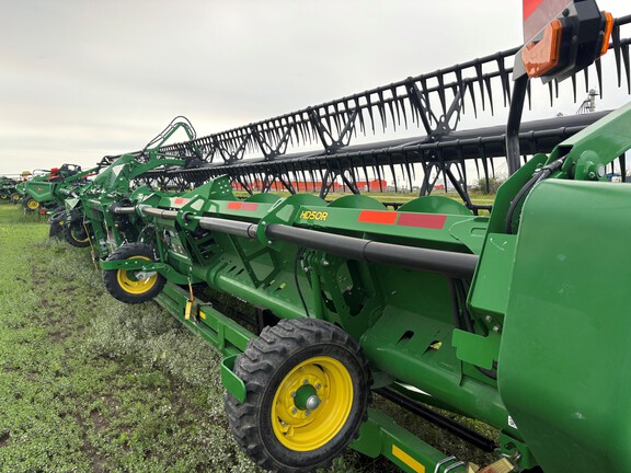 Used 2021 John Deere HD50R Combine Platforms at Horizon Ag & Turf in Falher, AB - Photo4