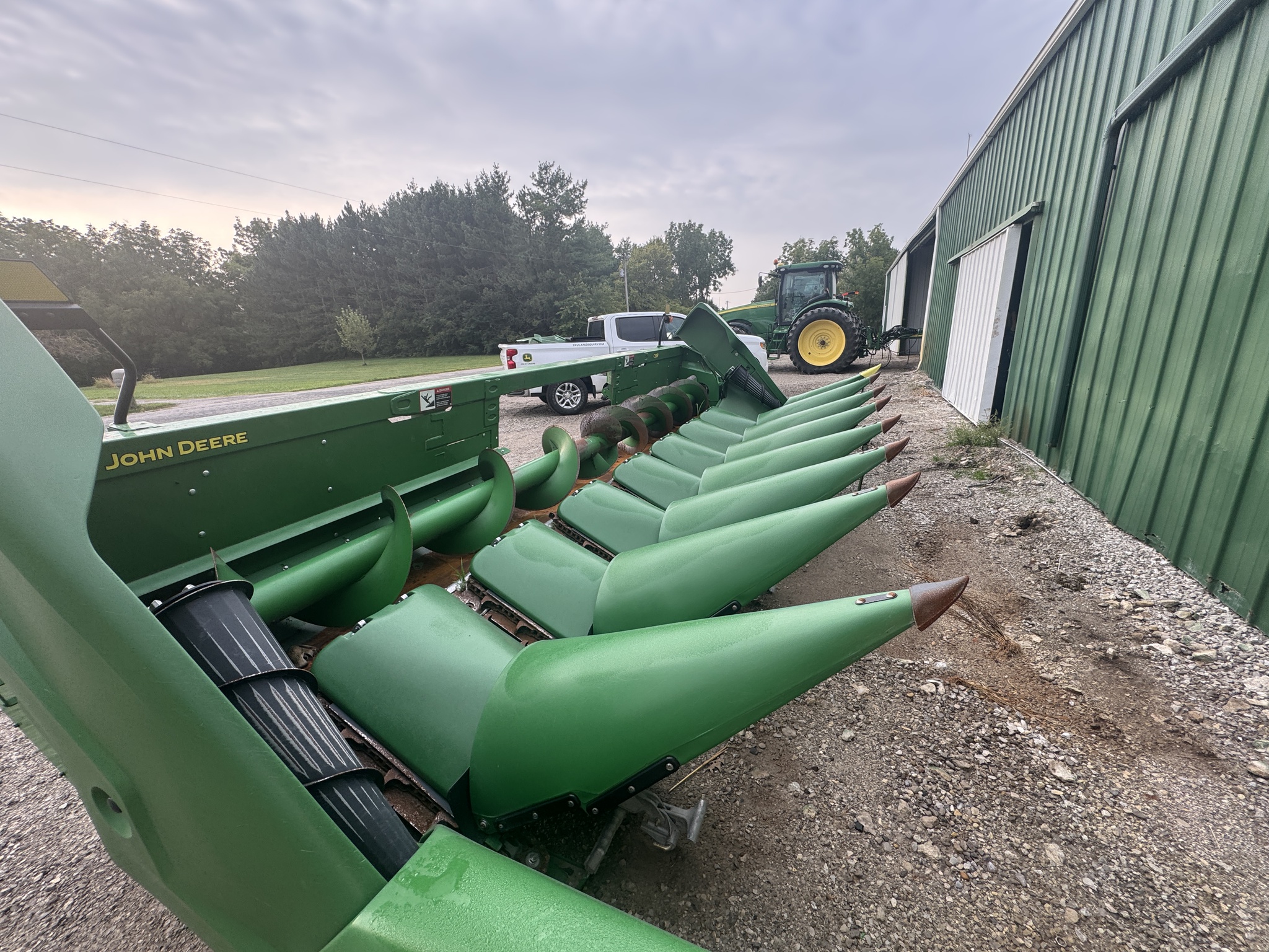 2022 John Deere C8R Image 11