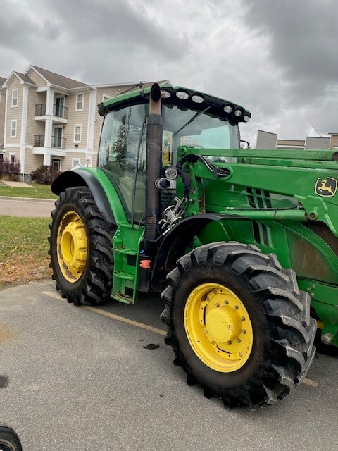 2014 John Deere 6140R Image 7
