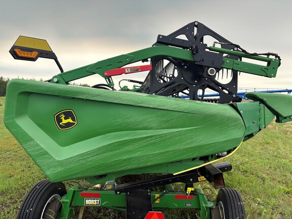 Used 2024 John Deere HD50R Combine Platforms at Horizon Ag & Turf in Falher, AB - Photo3