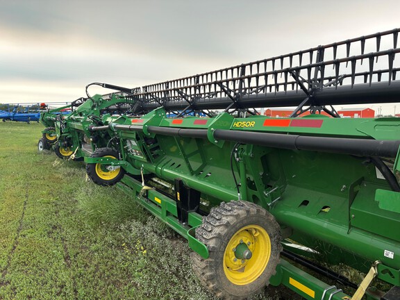 Used 2024 John Deere HD50R Combine Platforms at Horizon Ag & Turf in Falher, AB - Photo4