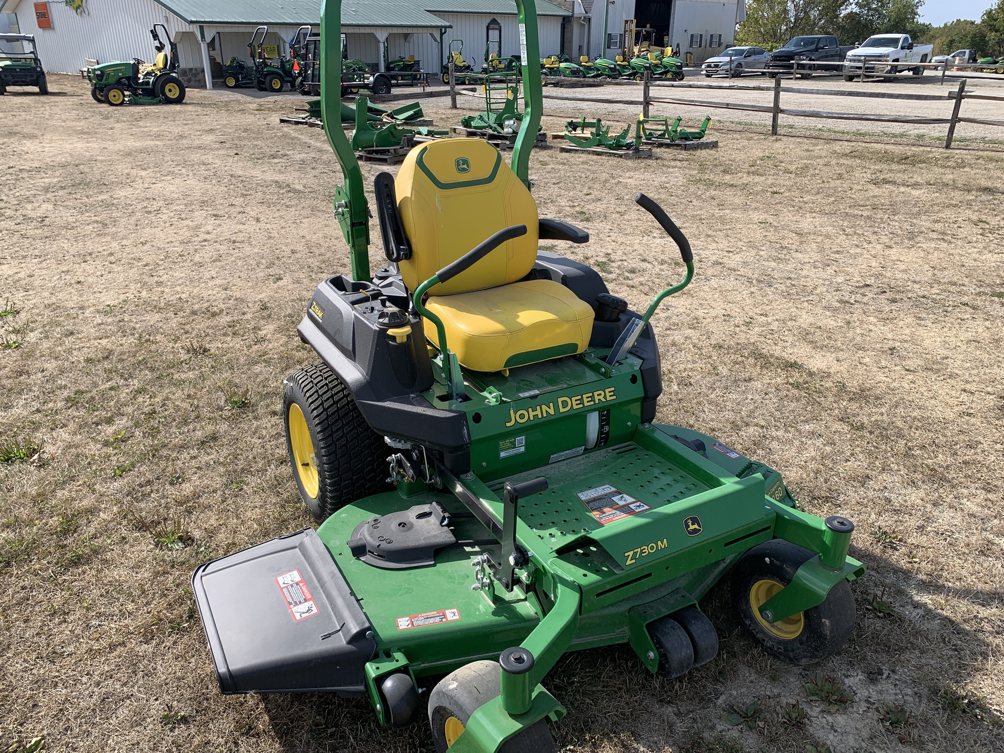 2025 John Deere Z730M Image 3