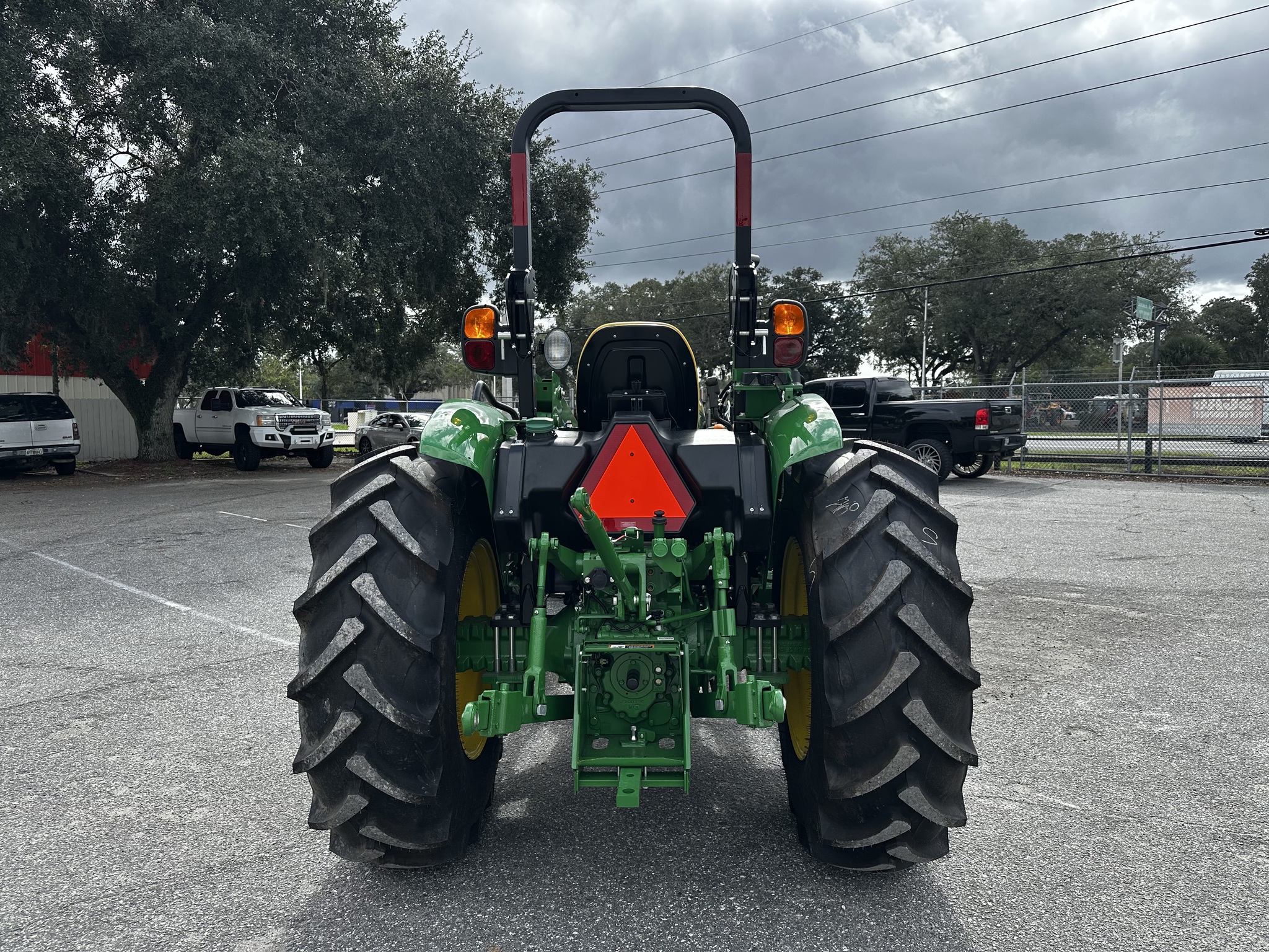 2025 John Deere 5060E Image 7