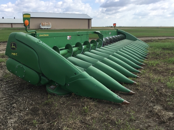 2018 John Deere 718C - Photo1