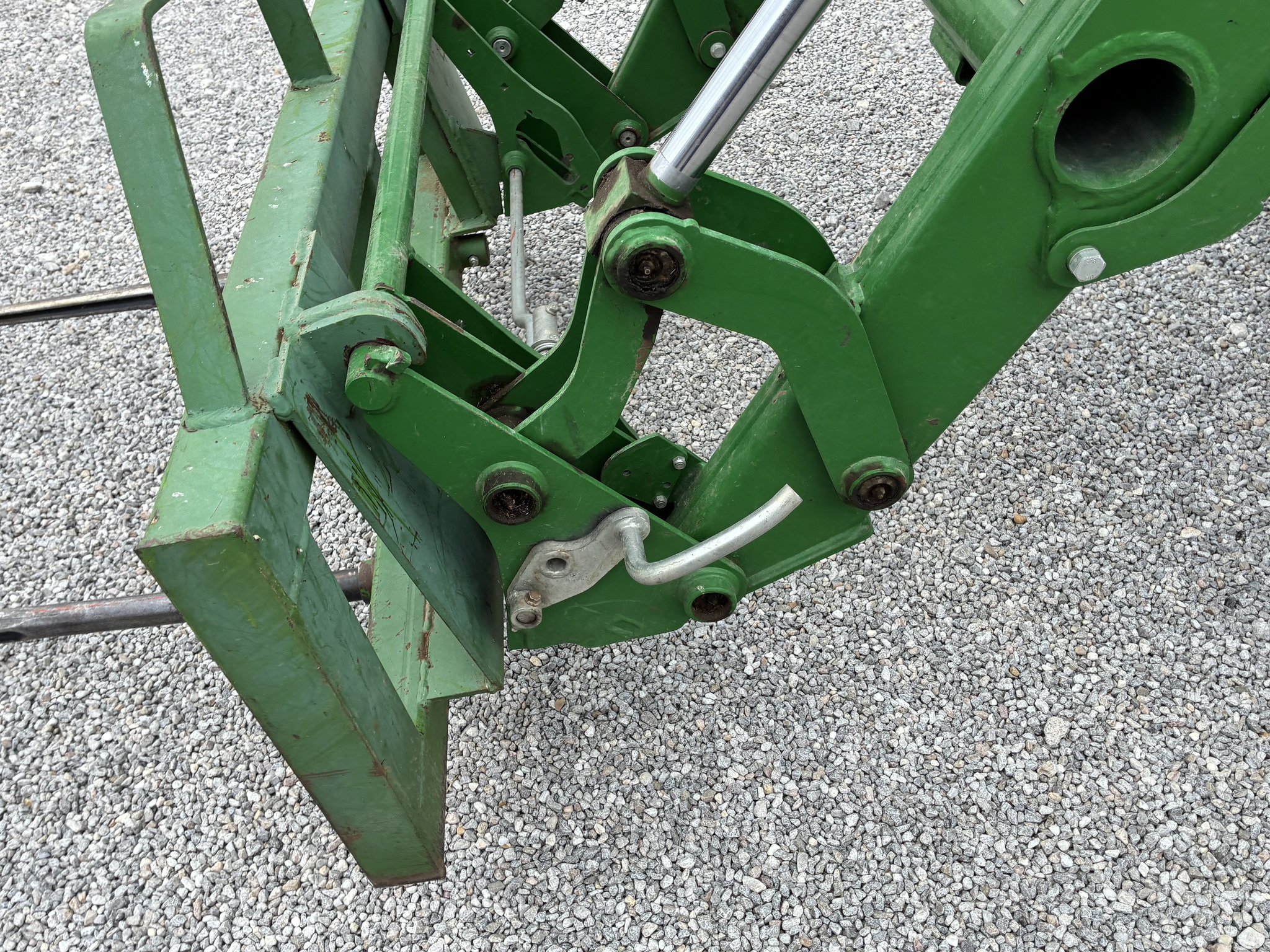 2021 John Deere 5075E Image 12