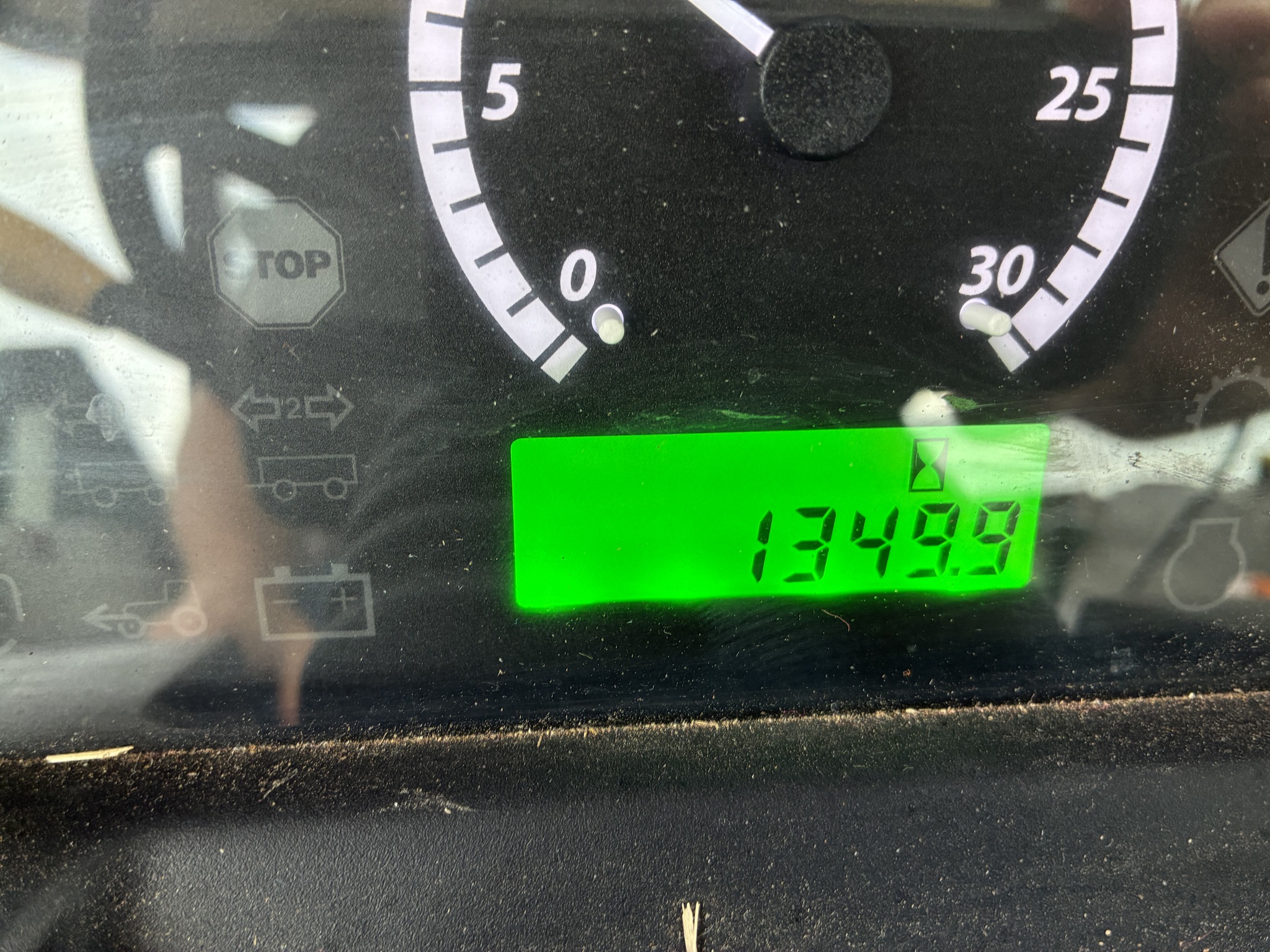 2021 John Deere 5075E Image 22