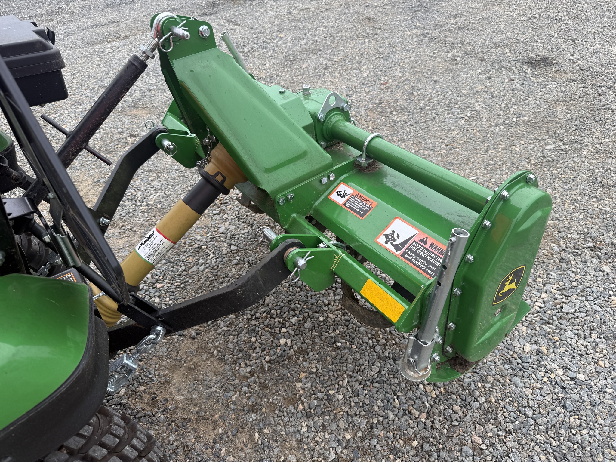 2022 John Deere 647 Image 3