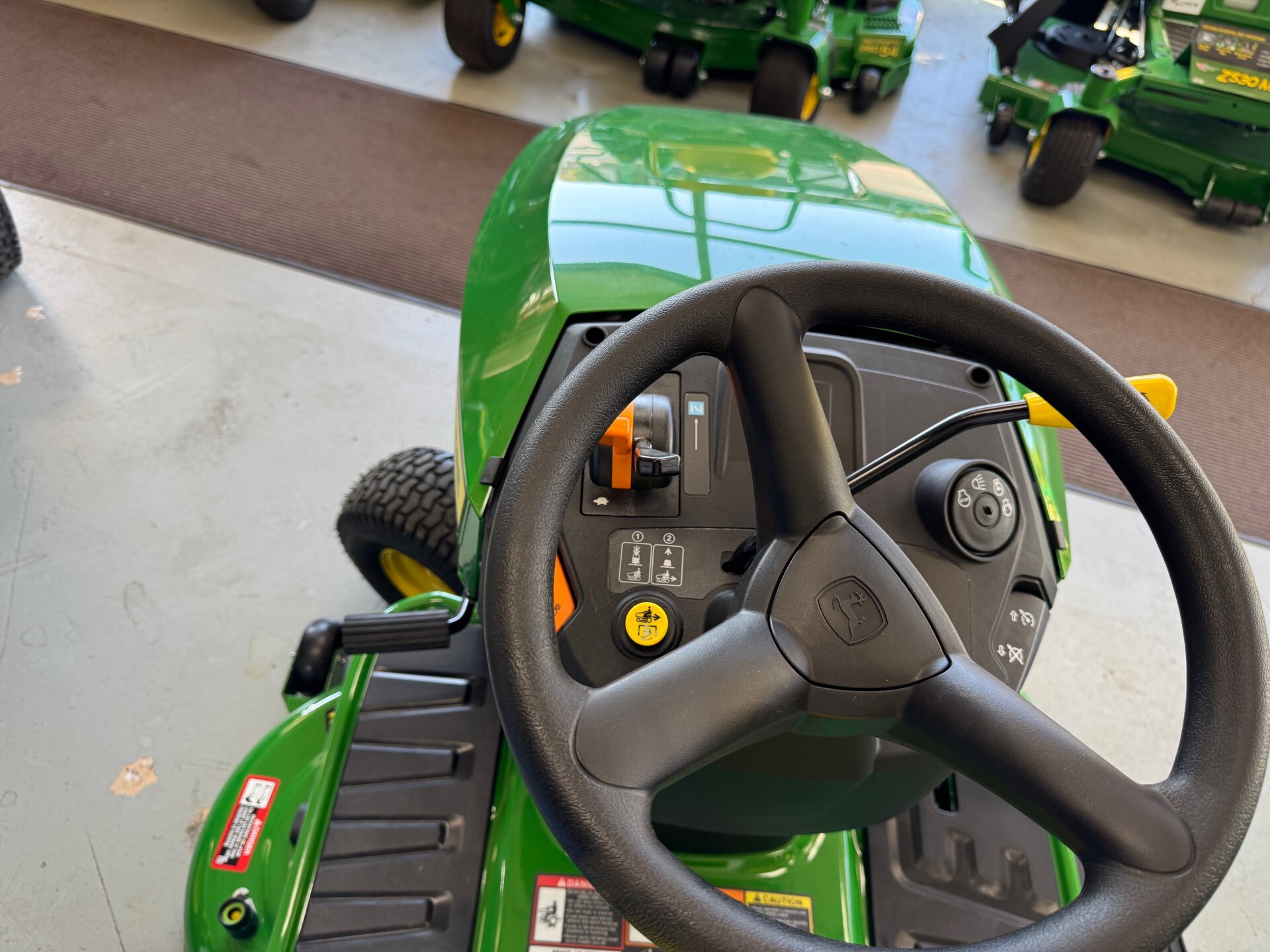 2025 John Deere S220 Image 3
