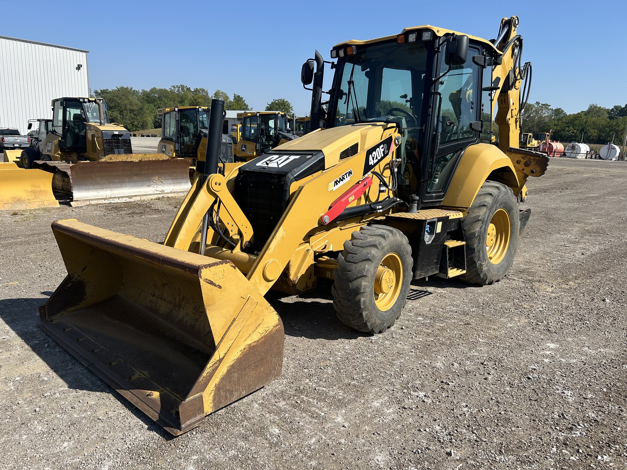 2017 Caterpillar 420F2 Image 1