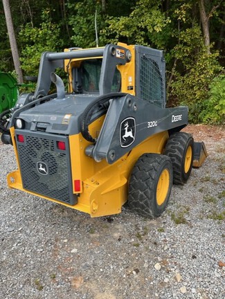 2024 John Deere 320G