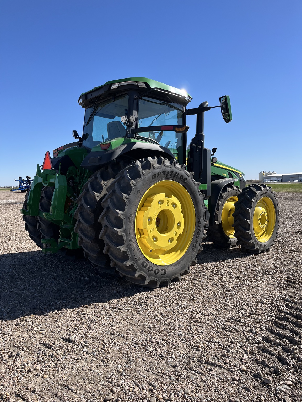 2024 John Deere 8R 340 Image 7